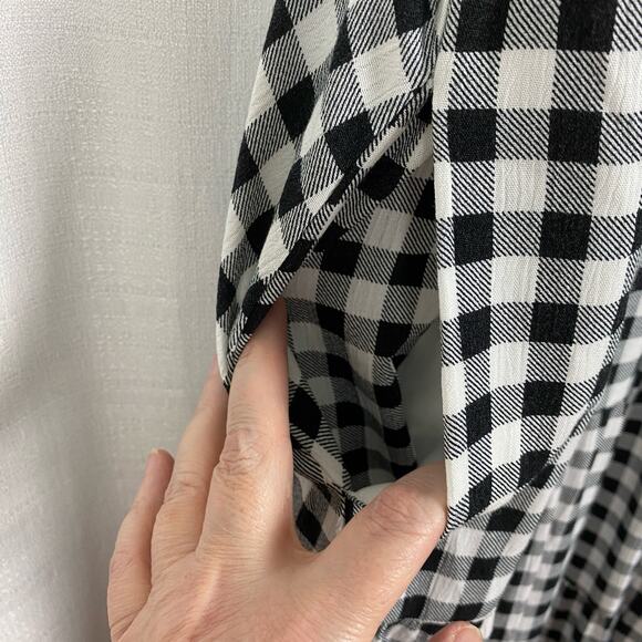 Torrid Black Gingham Gauze Halter Tiered Maxi Dress Sz.3 NWT - Picture 10 of 16